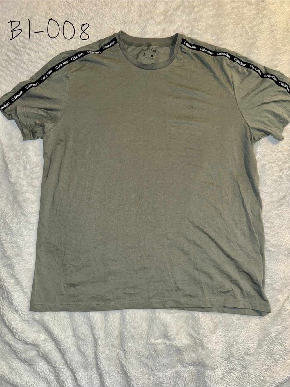 Calvin Klein Men’s Green TShirt Size Large
